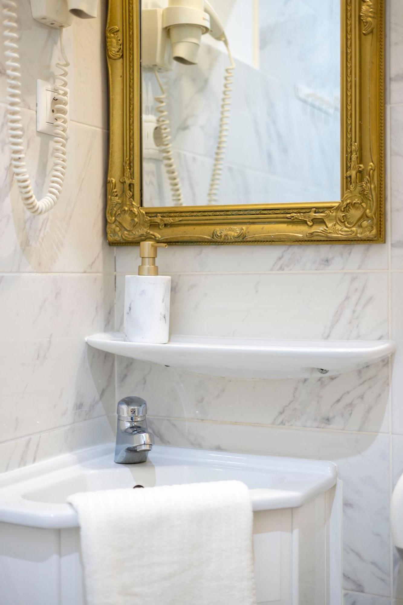 Exclusive Private Residence In The Center Of Bp W 4Bedrms, 4 Bathrms 부다페스트 외부 사진